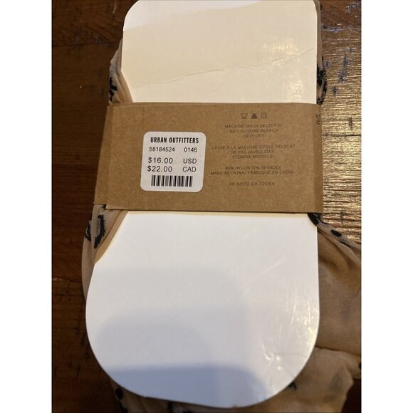 Urban Outfitters Nylon Stocking Fish Lot Of 4 Stockings - Picture 4 of 6